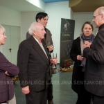 Igralci Drago Razboršek, Mišo Mićić, Sara Lucu in gledališčnik Janez Mejač