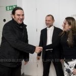 Igralec Gašper Tič, predsednik Kajetan Bajt in podpredsednica društva Pika Mihelič